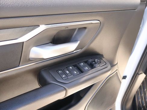 Used 2025 RAM 1500 Big Horn AWD/4WD image 18
