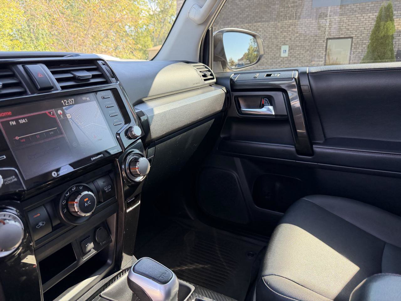 Used 2021 Toyota 4Runner TRD Off-Road Premium w/ Moonroof Package AWD/4WD image 11
