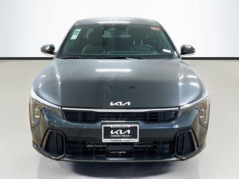 New 2025 Kia K4 GT-Line image 2