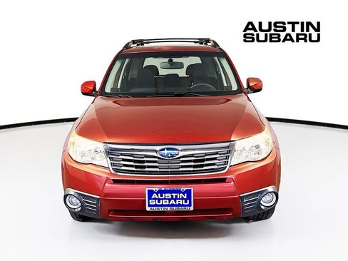 Used 2010 Subaru Forester 2.5X Premium image 2