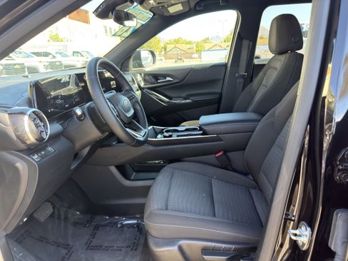 Used 2026 Chevrolet Equinox LT FWD image 22