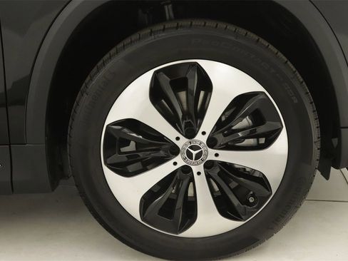 New 2026 Mercedes-Benz GLA 250 image 13