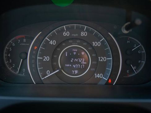 Used 2015 Honda CR-V LX image 11