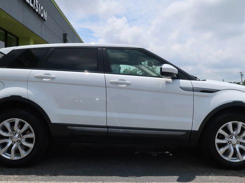 Used 2019 Land Rover Range Rover Evoque AWD/4WD image 8