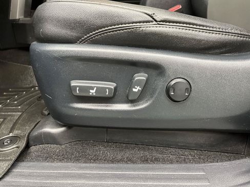Used 2019 Toyota 4Runner SR5 Premium AWD/4WD image 11