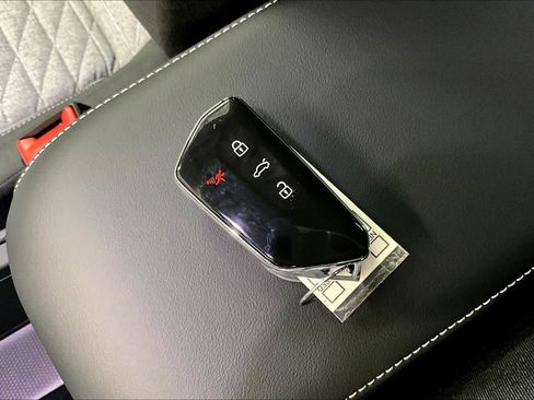 New 2026 Volkswagen Tiguan S image 32