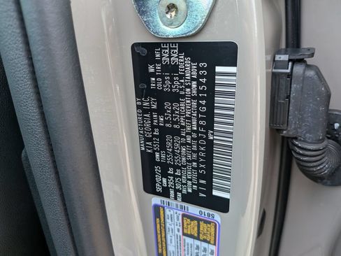 Certified 2026 Kia Sorento SX Prestige AWD/4WD image 42
