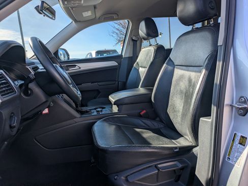 Used 2018 Volkswagen Atlas S image 25