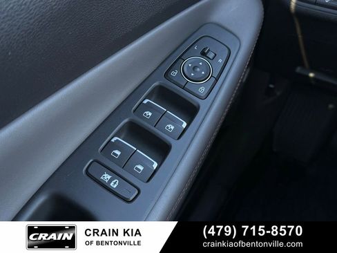 Used 2020 Hyundai Santa Fe SEL AWD/4WD image 9