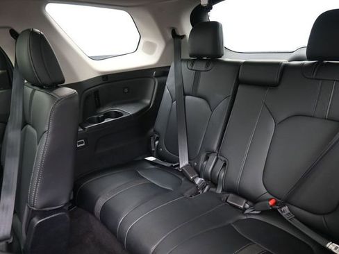 Used 2023 Honda Pilot Touring image 20