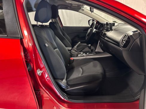 Used 2015 MAZDA MAZDA3 i Sport image 27