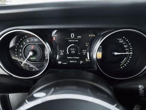 Used 2021 Jeep Wrangler Unlimited Sahara AWD/4WD image 24