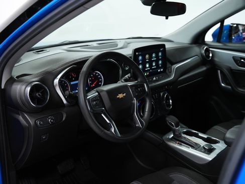 Certified 2025 Chevrolet Blazer LT w/ Driver Confidence Package FWD image 32