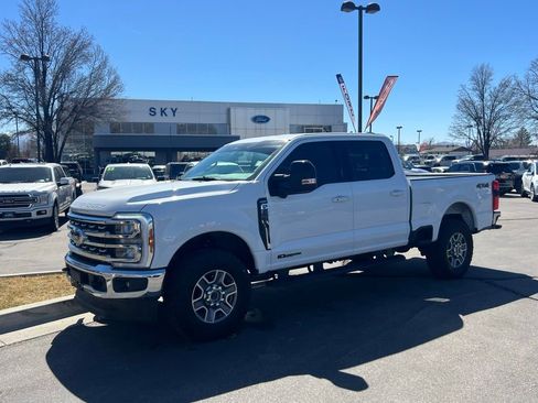 Used 2024 Ford F250 Lariat AWD/4WD image 1
