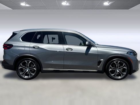 Used 2026 BMW X5 xDrive50e w/ Climate Comfort Package AWD/4WD image 8