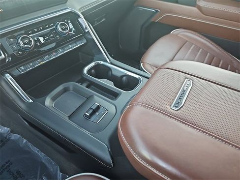 Certified 2024 GMC Sierra 3500 Denali Ultimate image 20