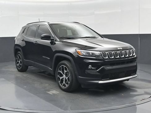 Used 2024 Jeep Compass Limited AWD/4WD image 1