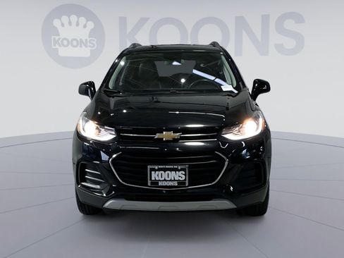 Used 2019 Chevrolet Trax LT w/ LT Convenience Package image 19