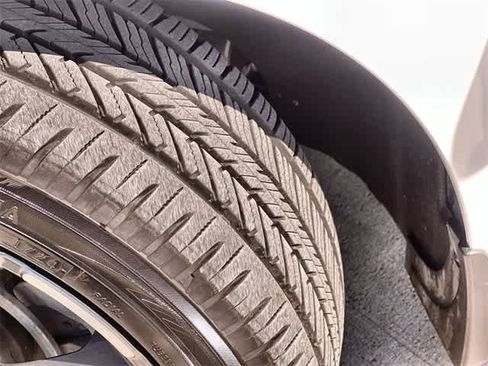 Used 2019 Kia Stinger Premium image 23