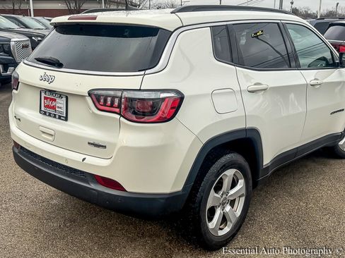 Used 2019 Jeep Compass Latitude w/ Popular Equipment Group image 7