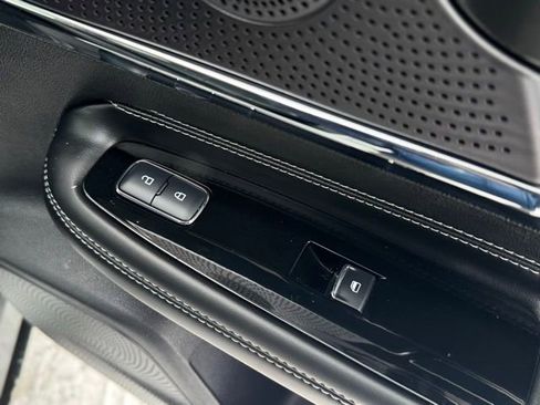 Certified 2024 Lincoln Corsair AWD w/ Equipment Group 101A image 19