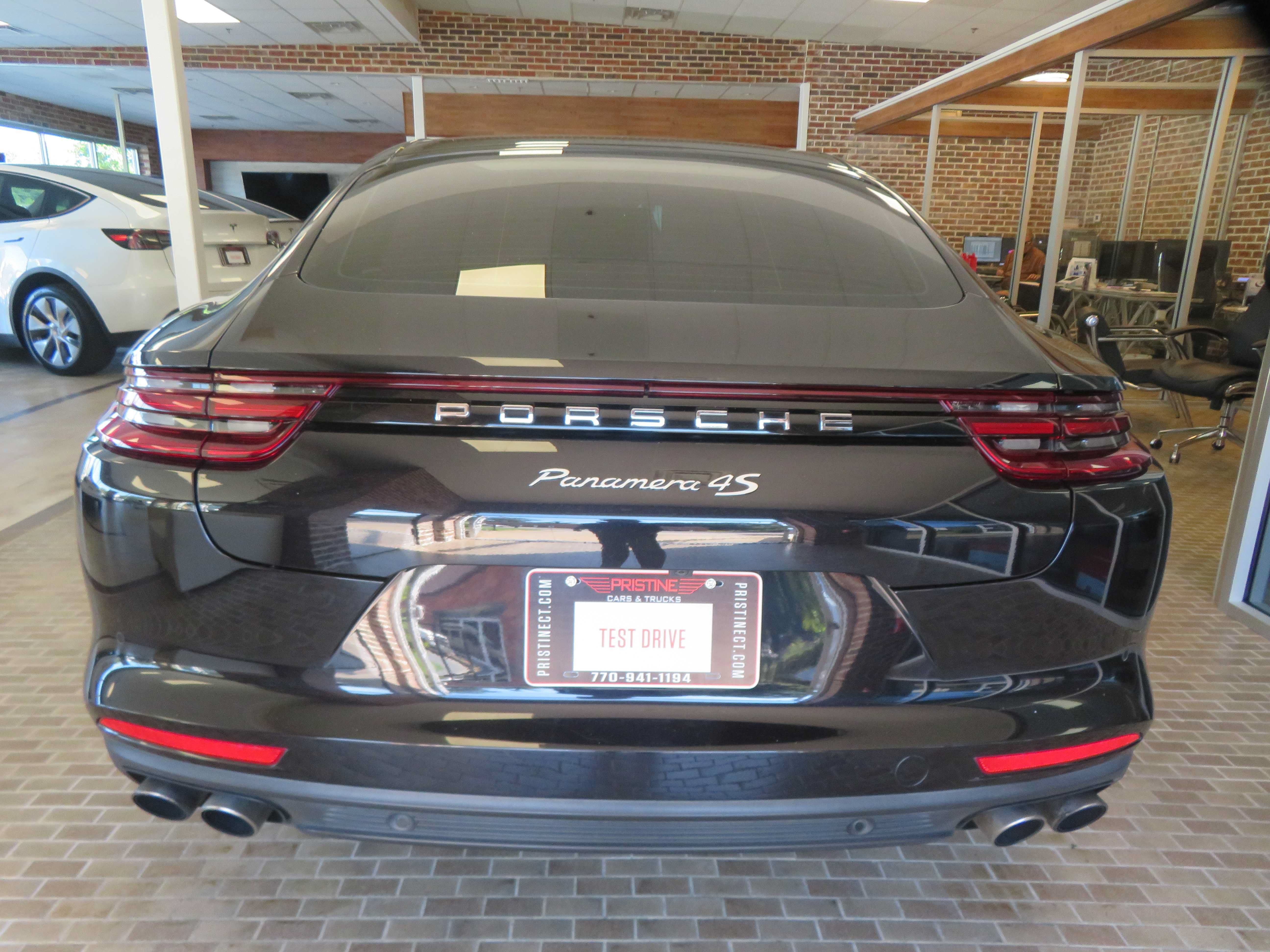 Used 2018 Porsche Panamera 4S AWD/4WD image 5