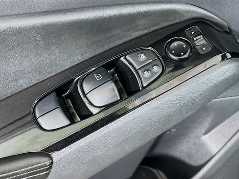 Used 2023 Nissan Altima 2.5 SV image 15