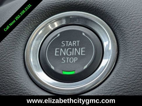 New 2025 GMC Canyon Elevation w/ Convenience Package image 32