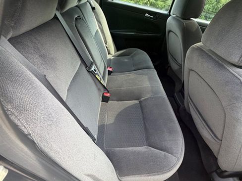 Used 2006 Chevrolet Impala SS FWD image 19