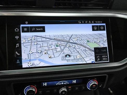 Certified 2025 Audi Q3 2.0T Premium Plus w/ Premium Plus Package image 13