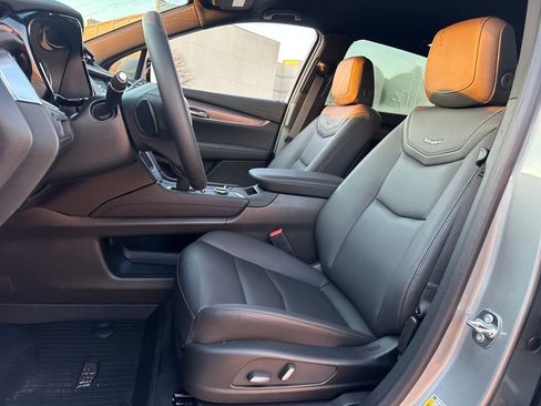 New 2026 Cadillac XT5 Luxury w/ LPO, Floor Liner Package image 17