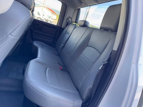Used 2018 RAM 1500 Tradesman w/ Chrome Appearance Group AWD/4WD image 9