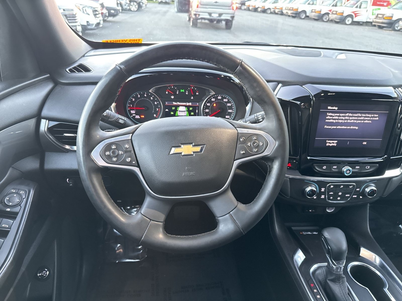 Used 2023 Chevrolet Traverse LT AWD/4WD image 17