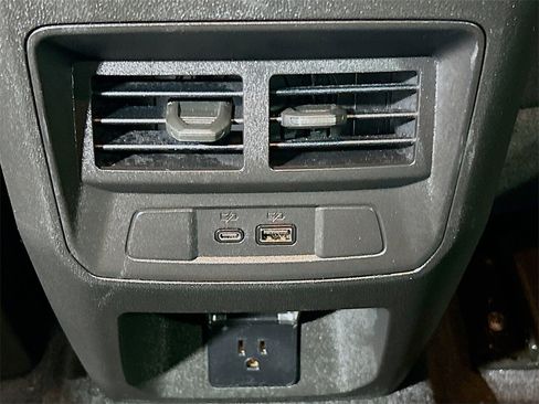 Used 2025 GMC Canyon Elevation w/ Convenience Package image 22