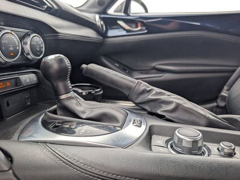 Used 2025 MAZDA MX-5 Miata RF Grand Touring RWD image 20