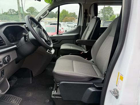 Used 2023 Ford Transit 350 XLT RWD image 15