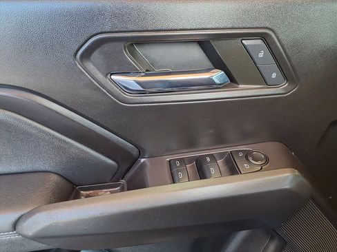 Used 2023 Chevrolet Colorado LT w/ LT Convenience Package image 17