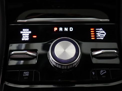 Used 2024 Jeep Grand Cherokee L Overland w/ Advanced Protech Group III AWD/4WD image 62