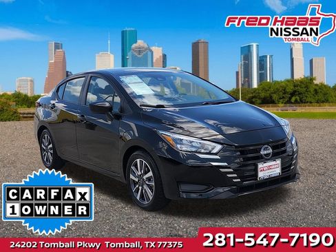Used 2025 Nissan Versa SV FWD image 1