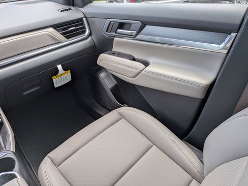 New 2026 GMC Terrain Elevation w/ Elevation Premium Package FWD image 15