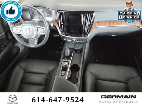 Used 2022 Volvo S60 B5 Momentum image 30