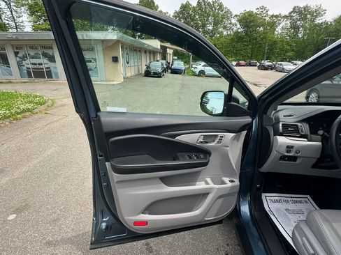Used 2021 Honda Pilot Special Edition image 24