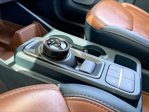 Used 2022 Ford Maverick Lariat w/ Lariat Luxury Package AWD/4WD image 17