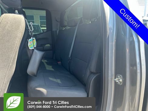 Used 2020 Chevrolet Silverado 1500 Custom w/ Custom Value Package AWD/4WD image 10