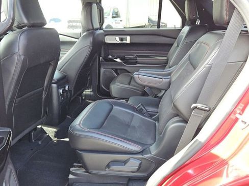 Used 2023 Ford Explorer ST-Line w/ Class IV Trailer Tow Package image 11