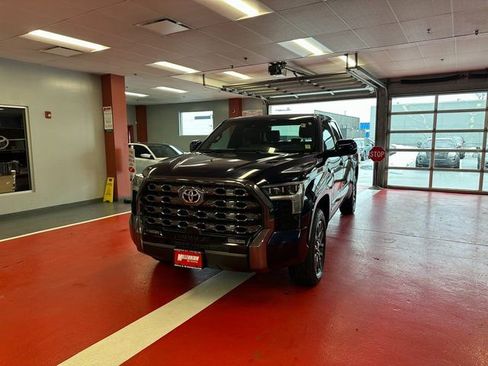 Used 2023 Toyota Tundra Platinum image 7