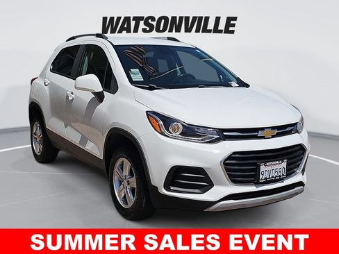 Used 2022 Chevrolet Trax LT w/ Driver Confidence Package AWD/4WD image 1