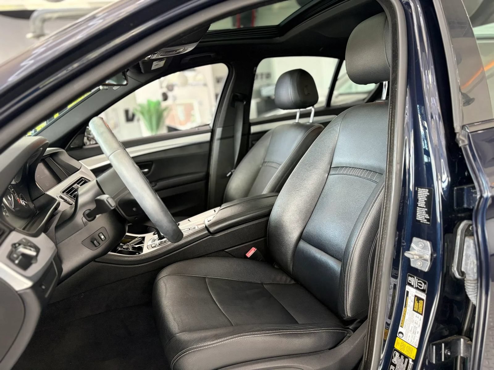 Used 2014 BMW 535i xDrive Sedan AWD/4WD image 8