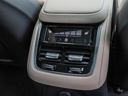 New 2026 Volvo XC90 T8 Plus image 20