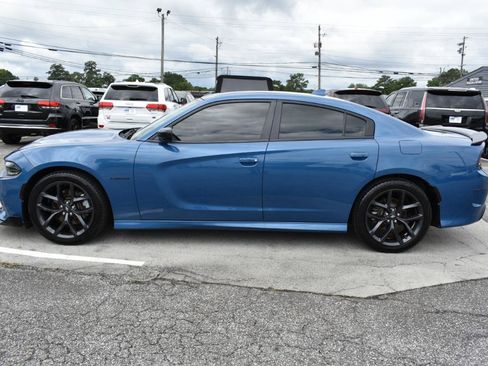 Used 2021 Dodge Charger R/T w/ Blacktop Package RWD image 9